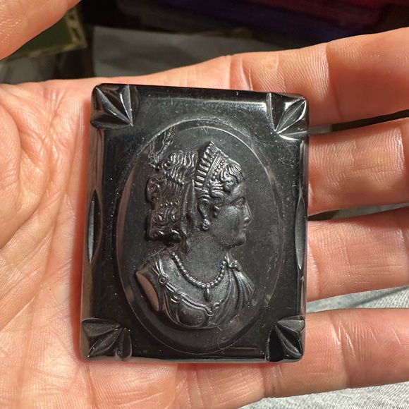 VINTAGE JEWELRY “WONDERS FOUND”
FOR A POSHMARK SHOW at 6PM ET - Picture 6 of 6